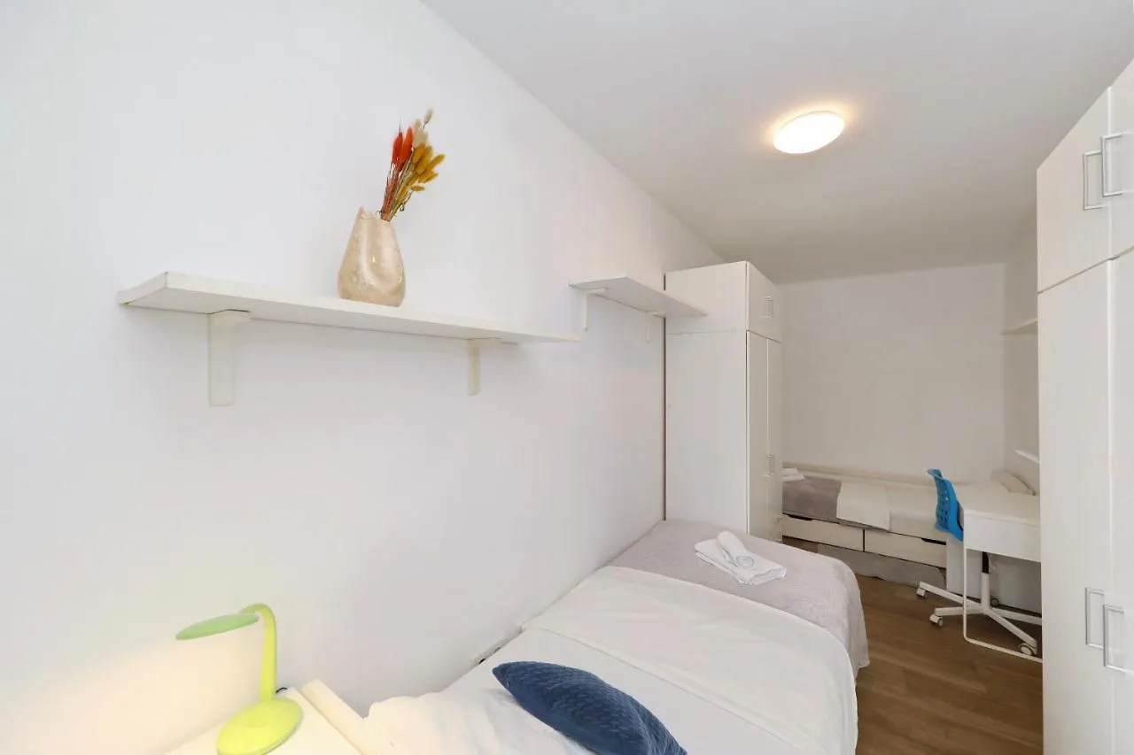 Apartman Linden Zadar 0*,  Croatia